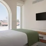 Catarina Luxury *