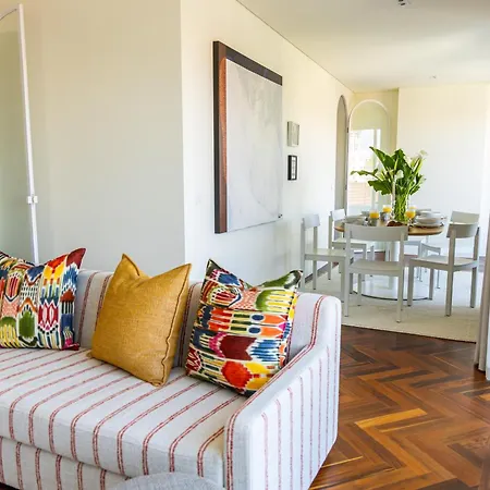 Catarina Luxury Apartahotel