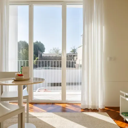Catarina Luxury Apartahotel Oporto