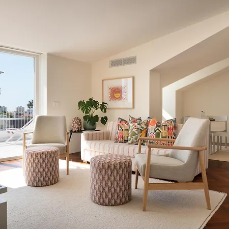 Catarina Luxury Apartahotel